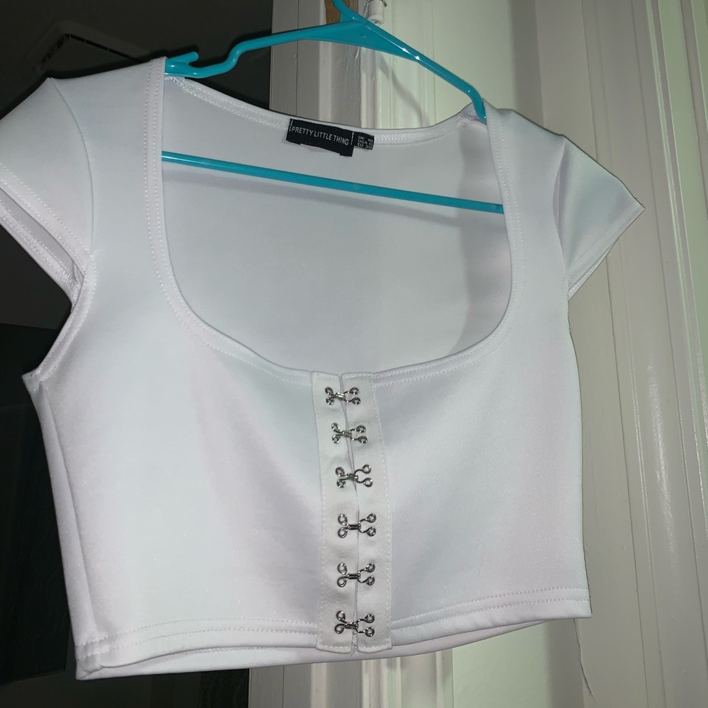 White crop top.